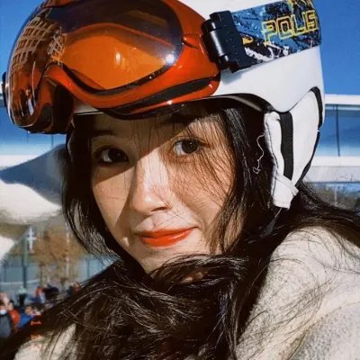 穿过月亮的旅行
